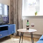 Apartment Old Town Gwarna