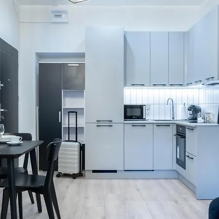 Apartment Old Town Gwarna
